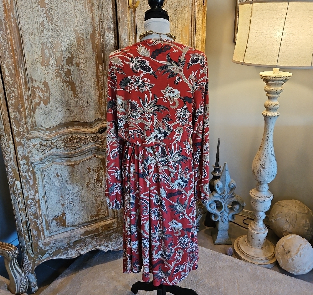 Old Navy Red Floral Wrap Maxi Dress - Picture 5 of 8